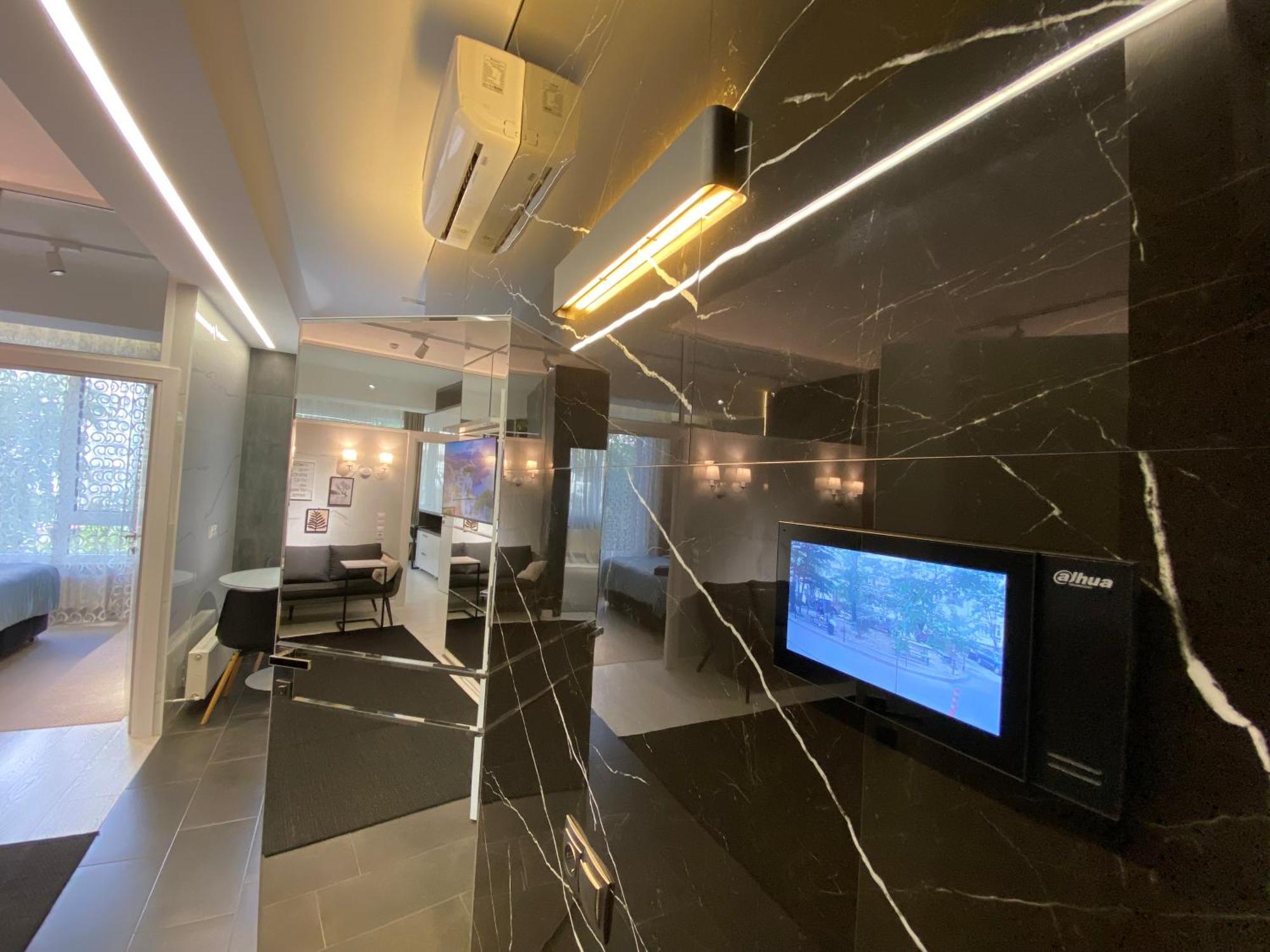 Rentnow Modern Business Apartment With 3 Bedrooms In Centre Chisinau Luaran gambar